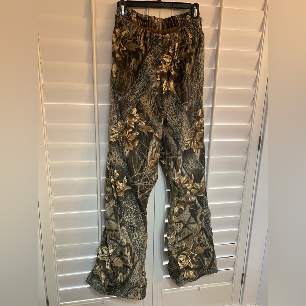 Columbia Camo hunting pants size XL with zipper boot cut pant Excellent Cond!